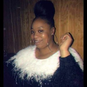 Meet your Posher, Monica